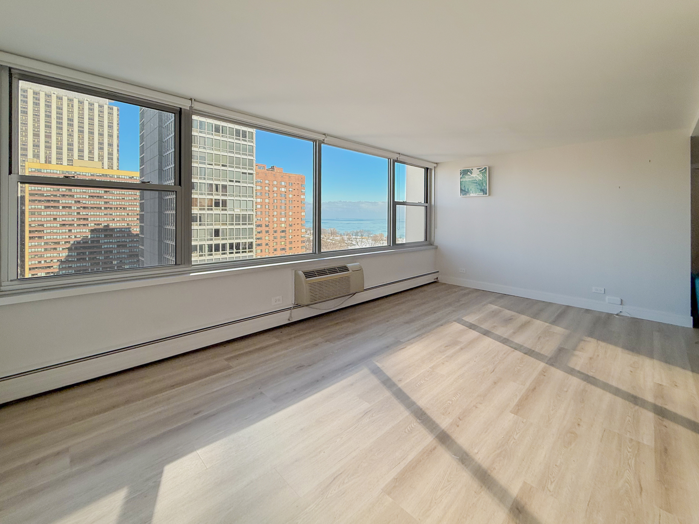 336 W Wellington Avenue Unit: 1502