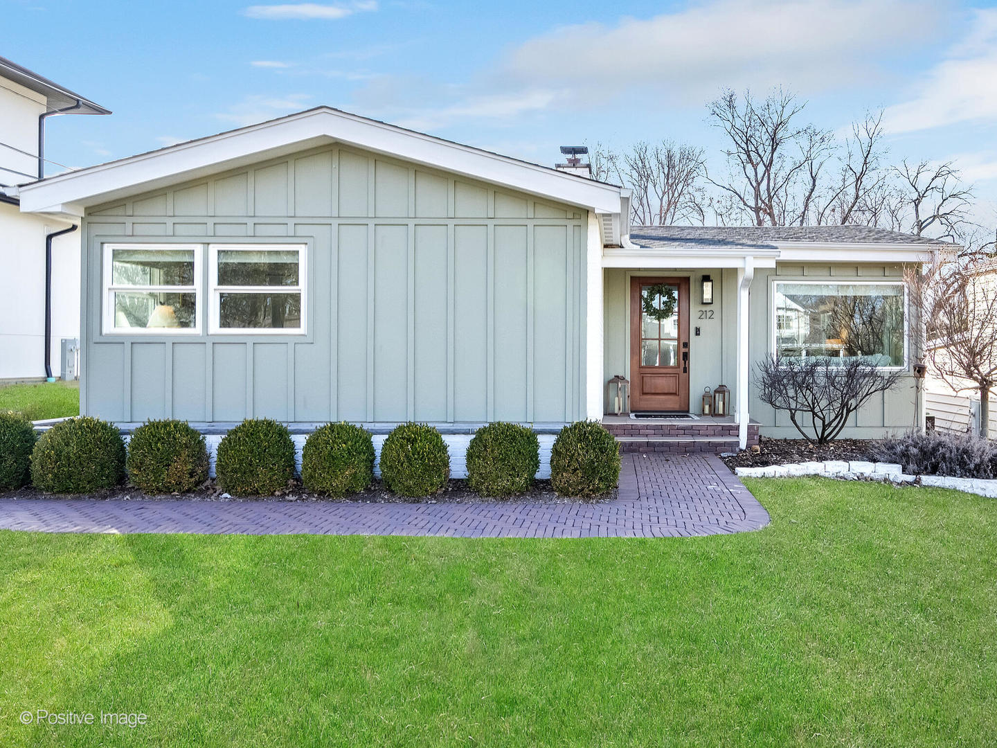 212 Woodstock Avenue