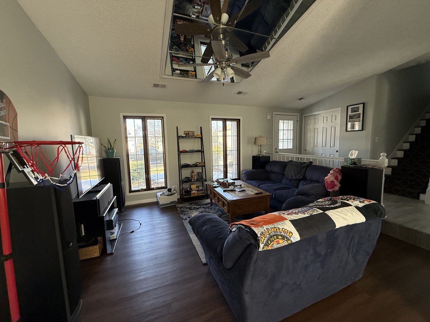 1172 Hill Crest Drive