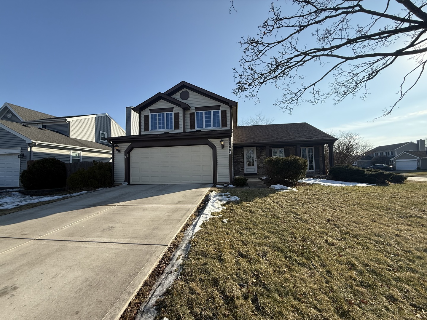 1172 Hill Crest Drive