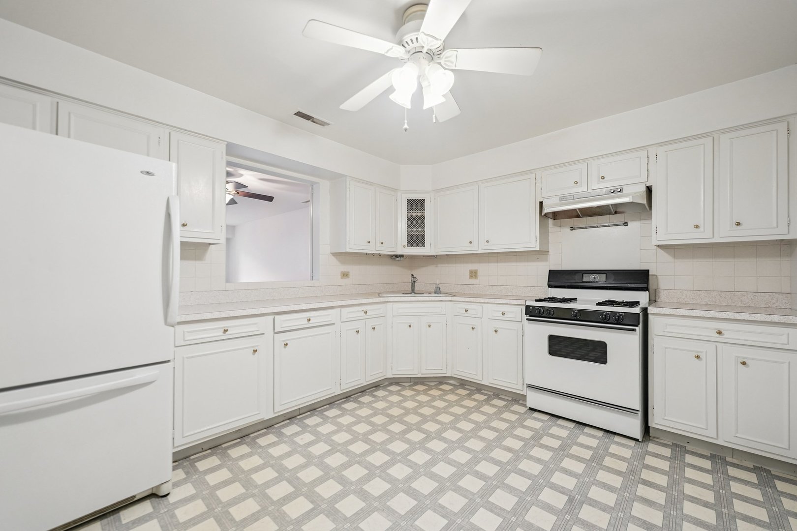 7314 Randolph Street Unit: 3D