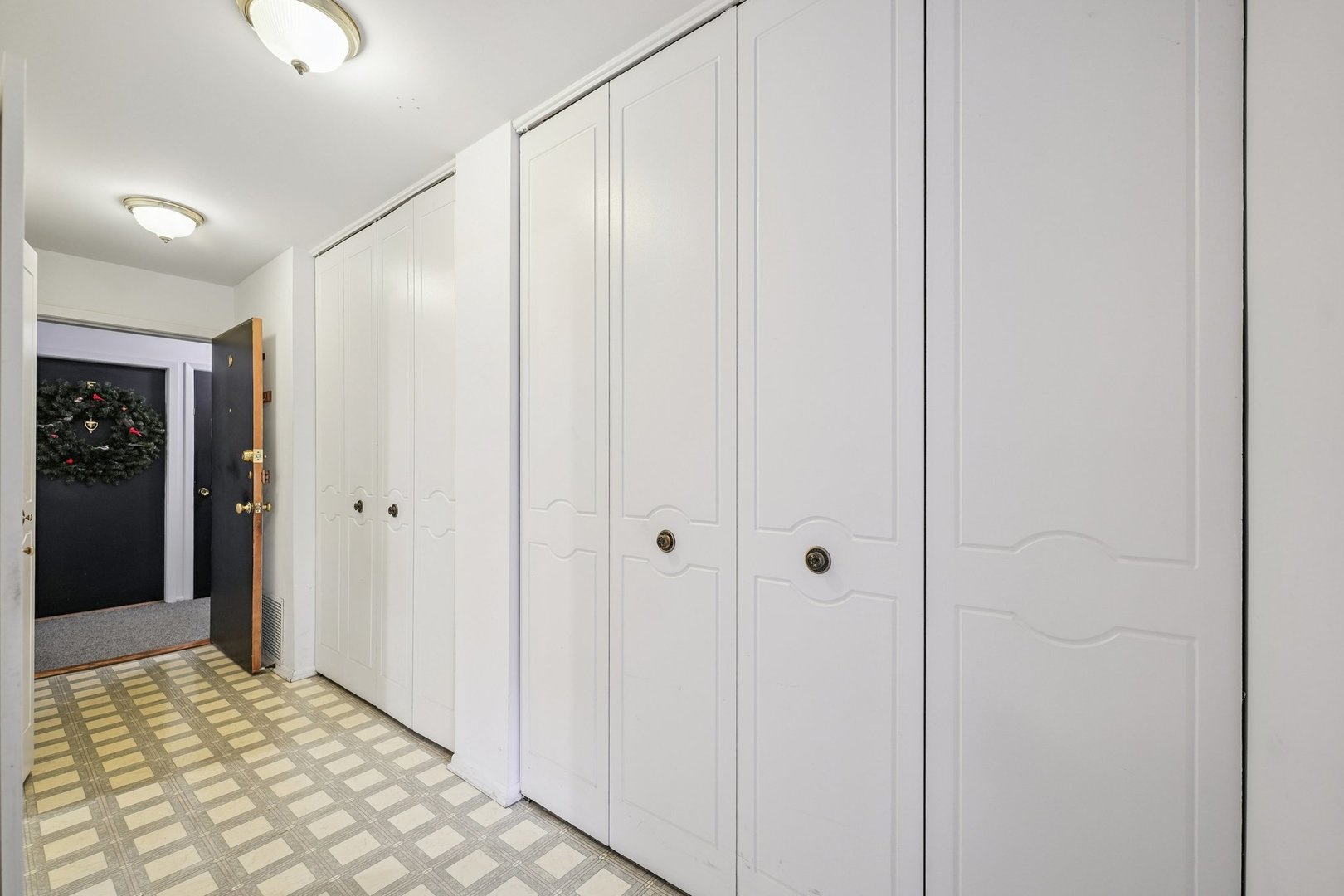 7314 Randolph Street Unit: 3D