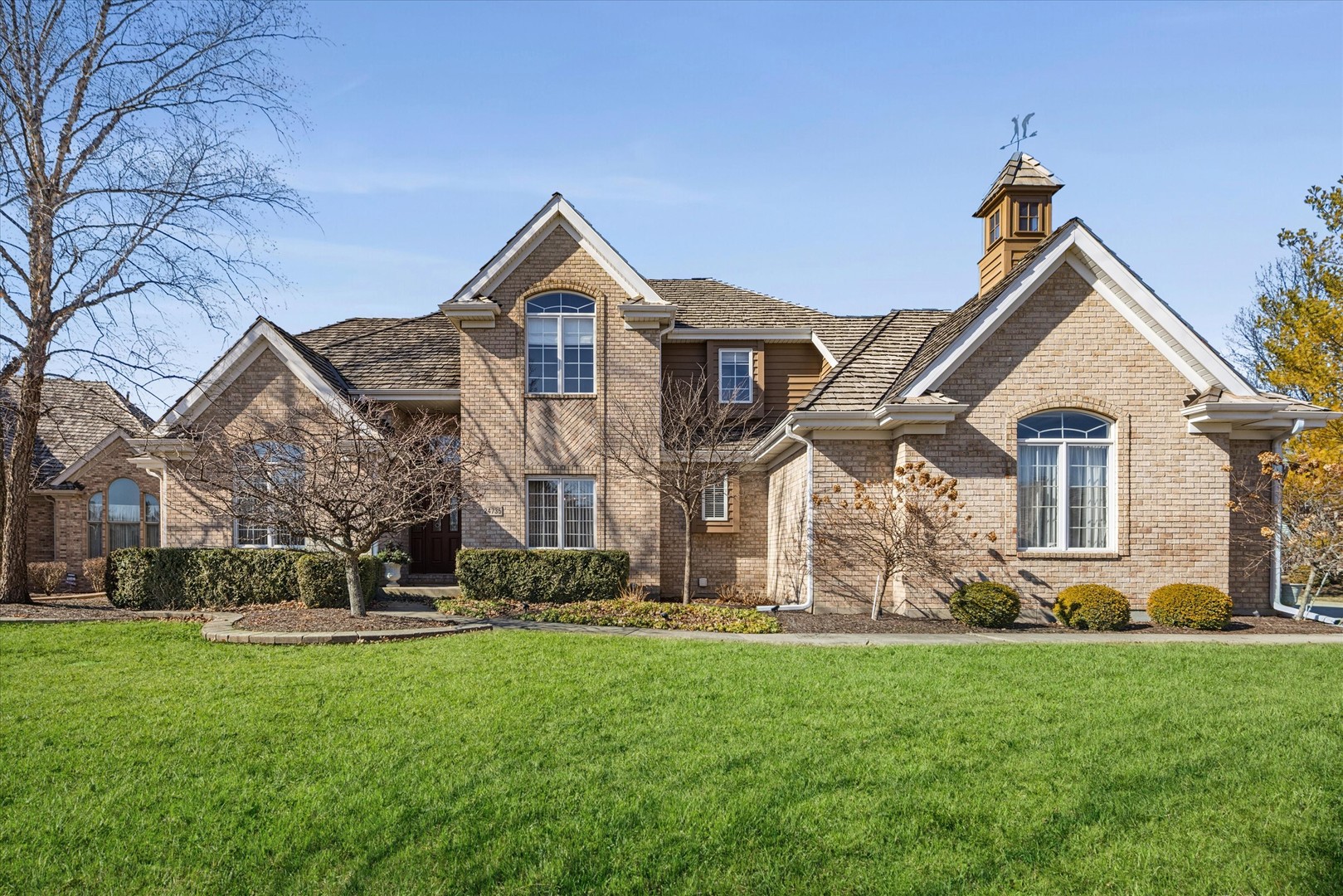 24735 W Manor Drive