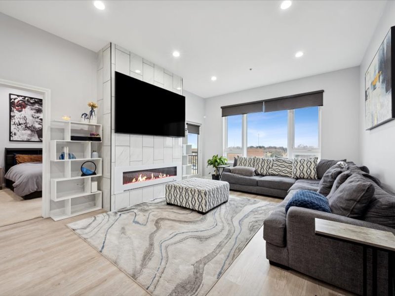 1000 Village Center Drive Unit: 405