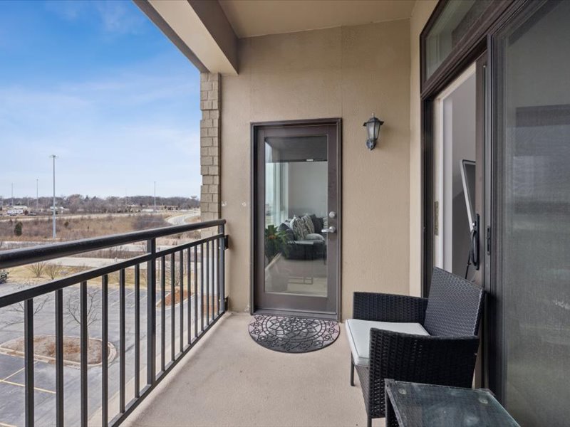 1000 Village Center Drive Unit: 405