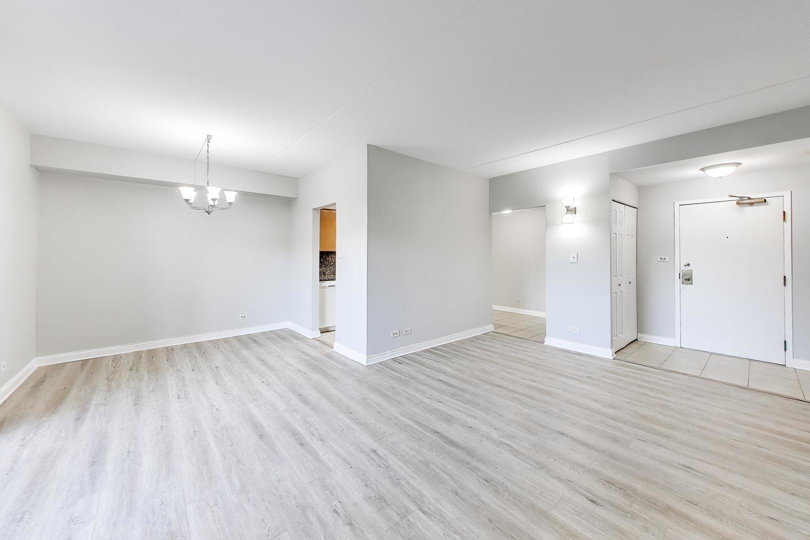 6340 Americana Drive Unit: 118