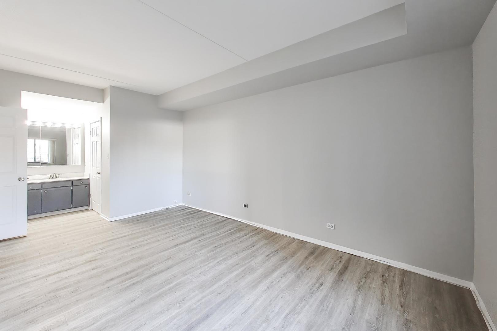 6340 Americana Drive Unit: 118