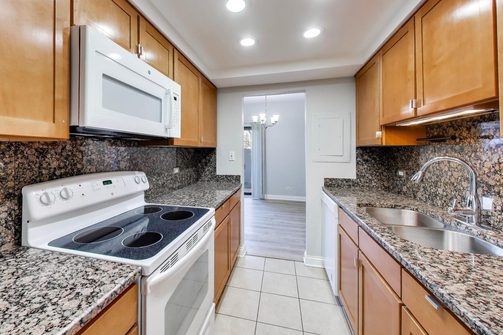 6340 Americana Drive Unit: 118