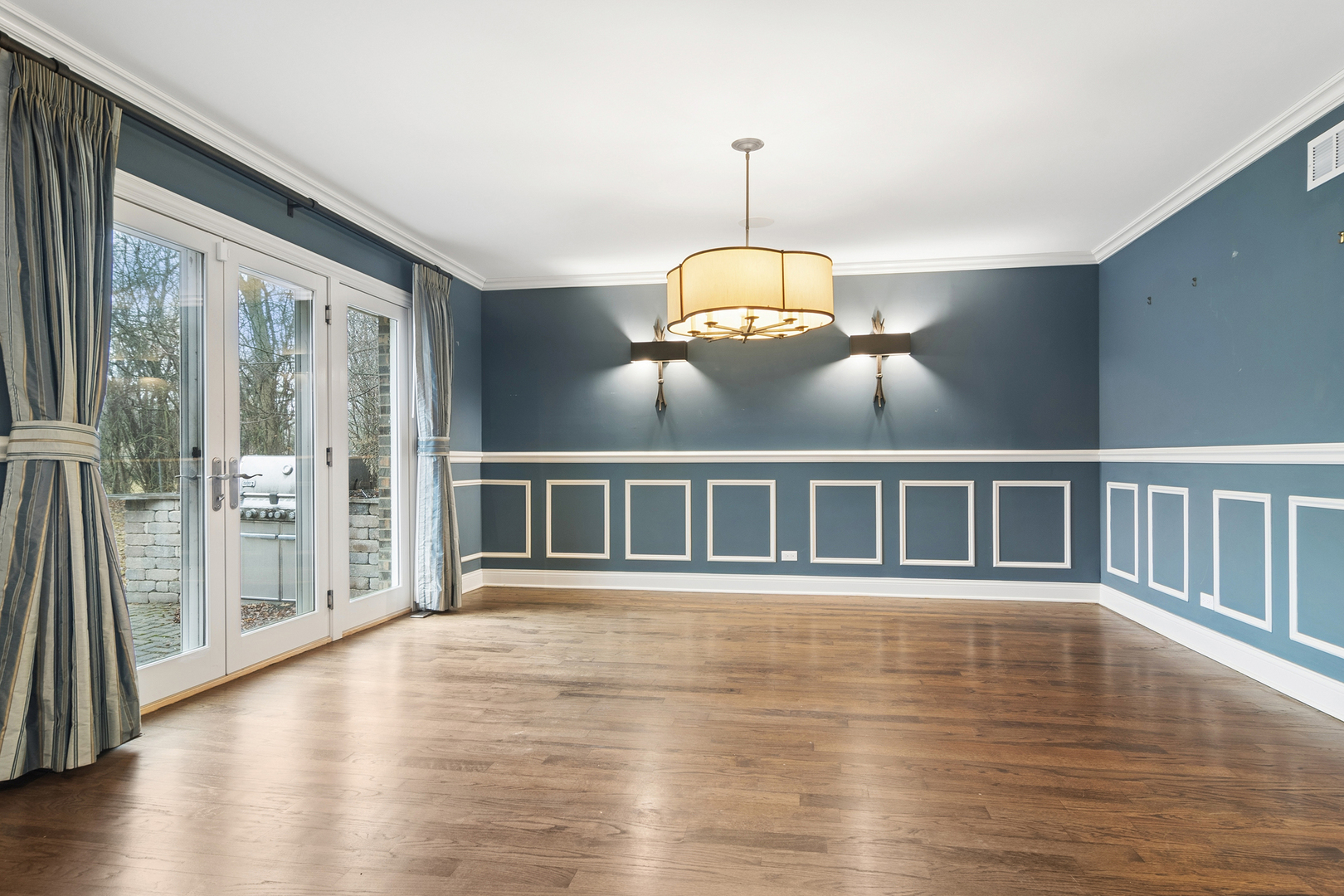 2020 Churchill Lane