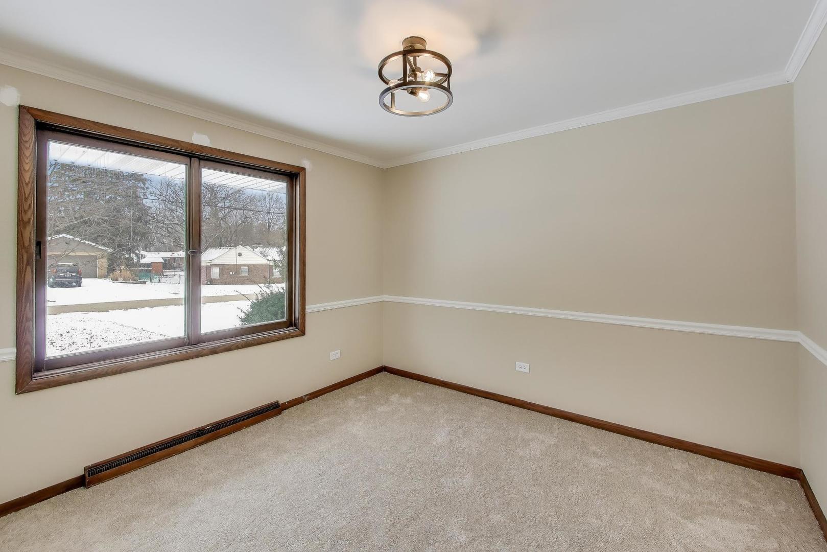 12111 S 68th Court