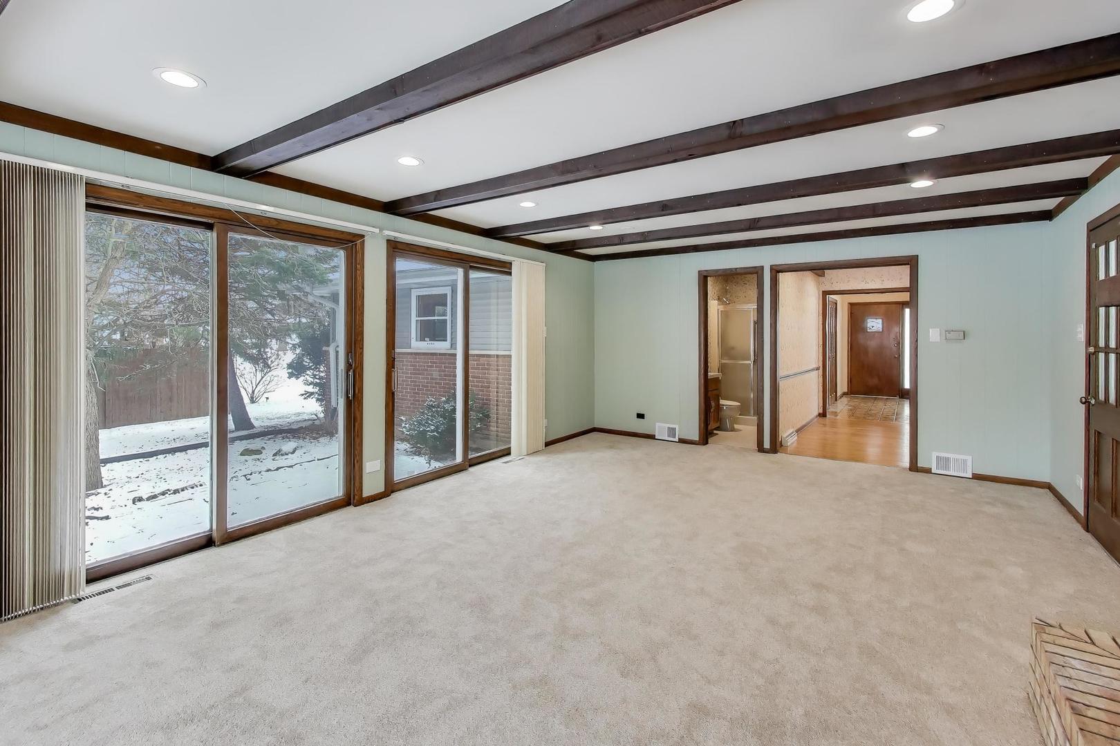 12111 S 68th Court