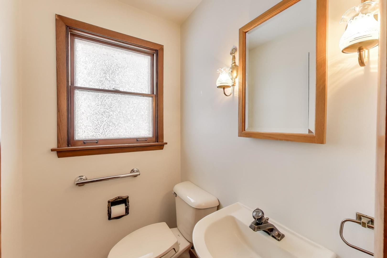 12111 S 68th Court