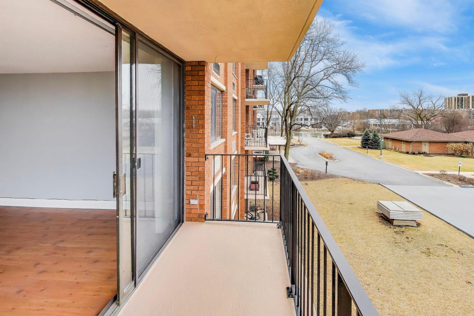 2000 Saint Regis Drive Unit: 3G
