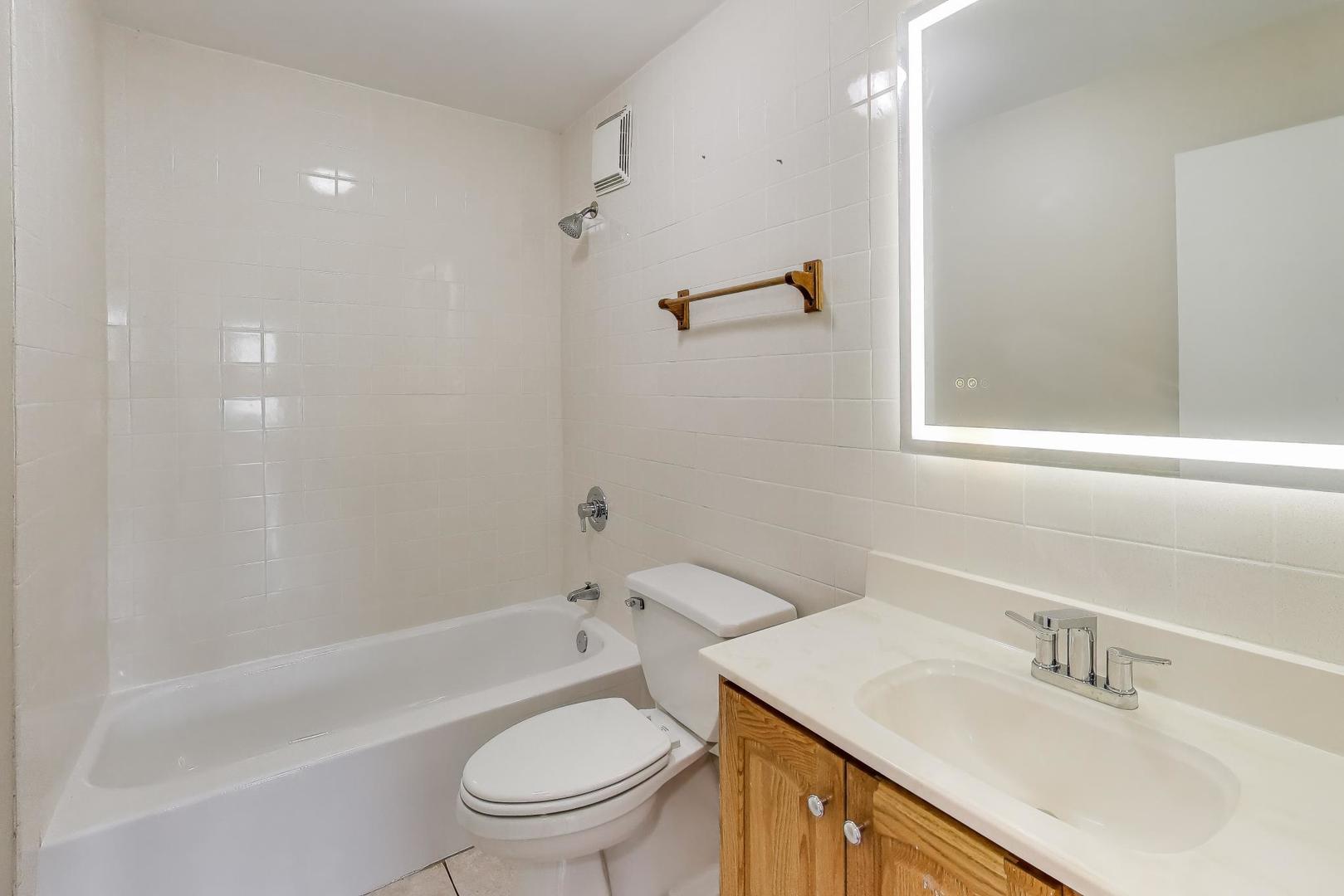 2000 Saint Regis Drive Unit: 3G