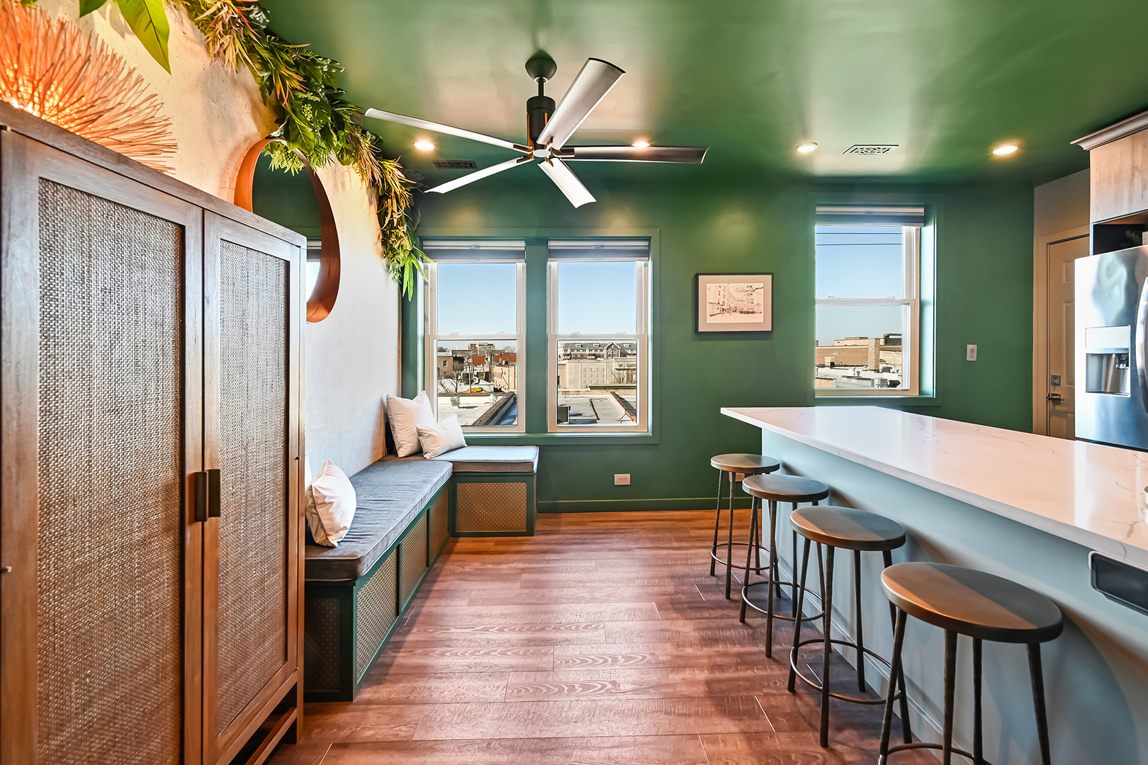 75 E Harris Avenue Unit: 3C