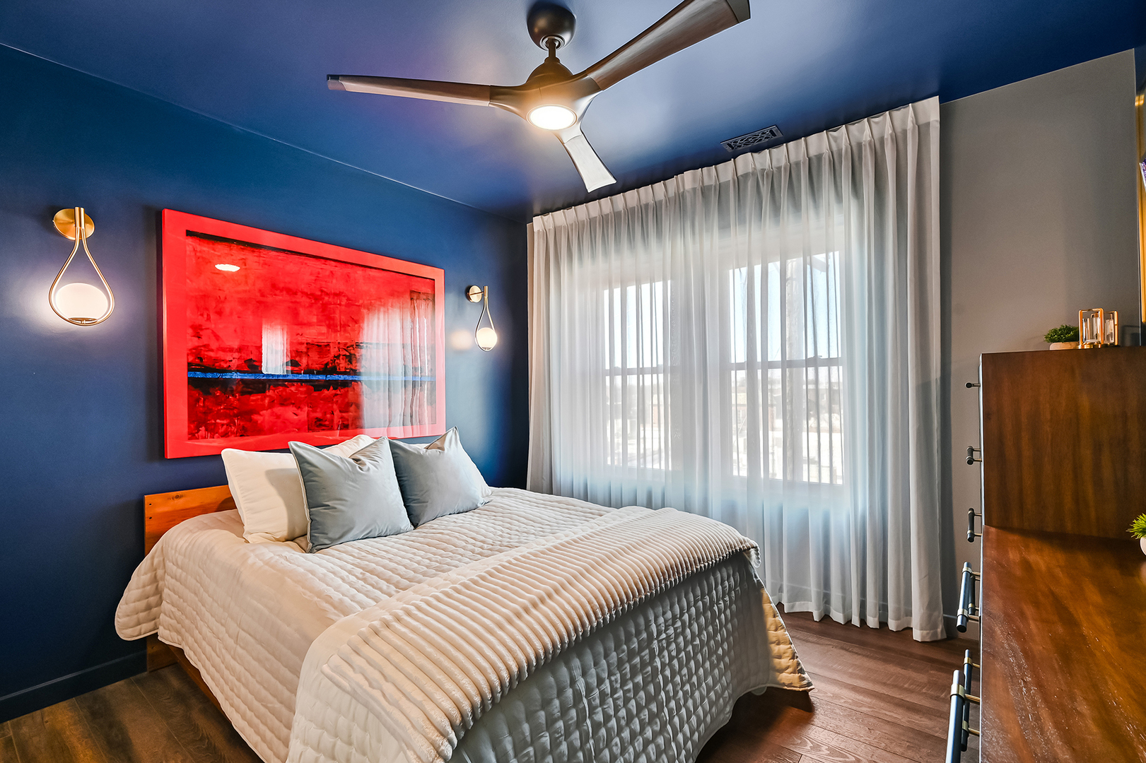 75 E Harris Avenue Unit: 3C