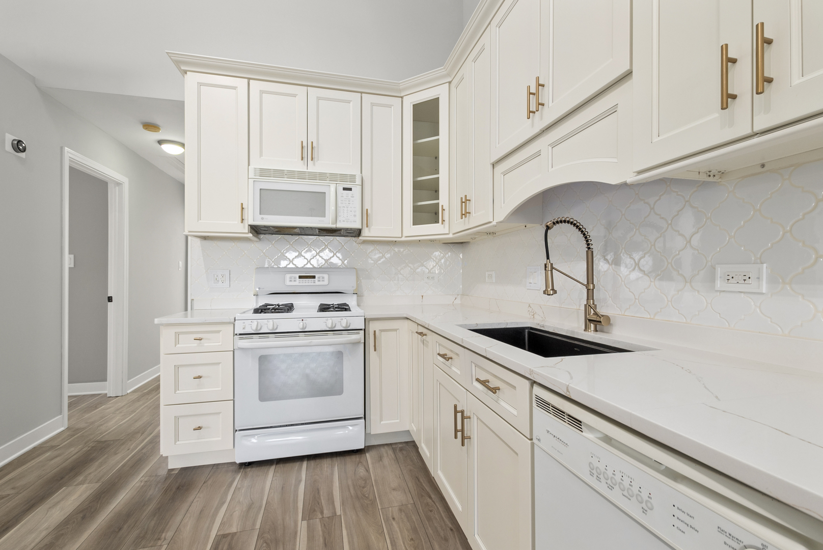 6840 Oak View Court