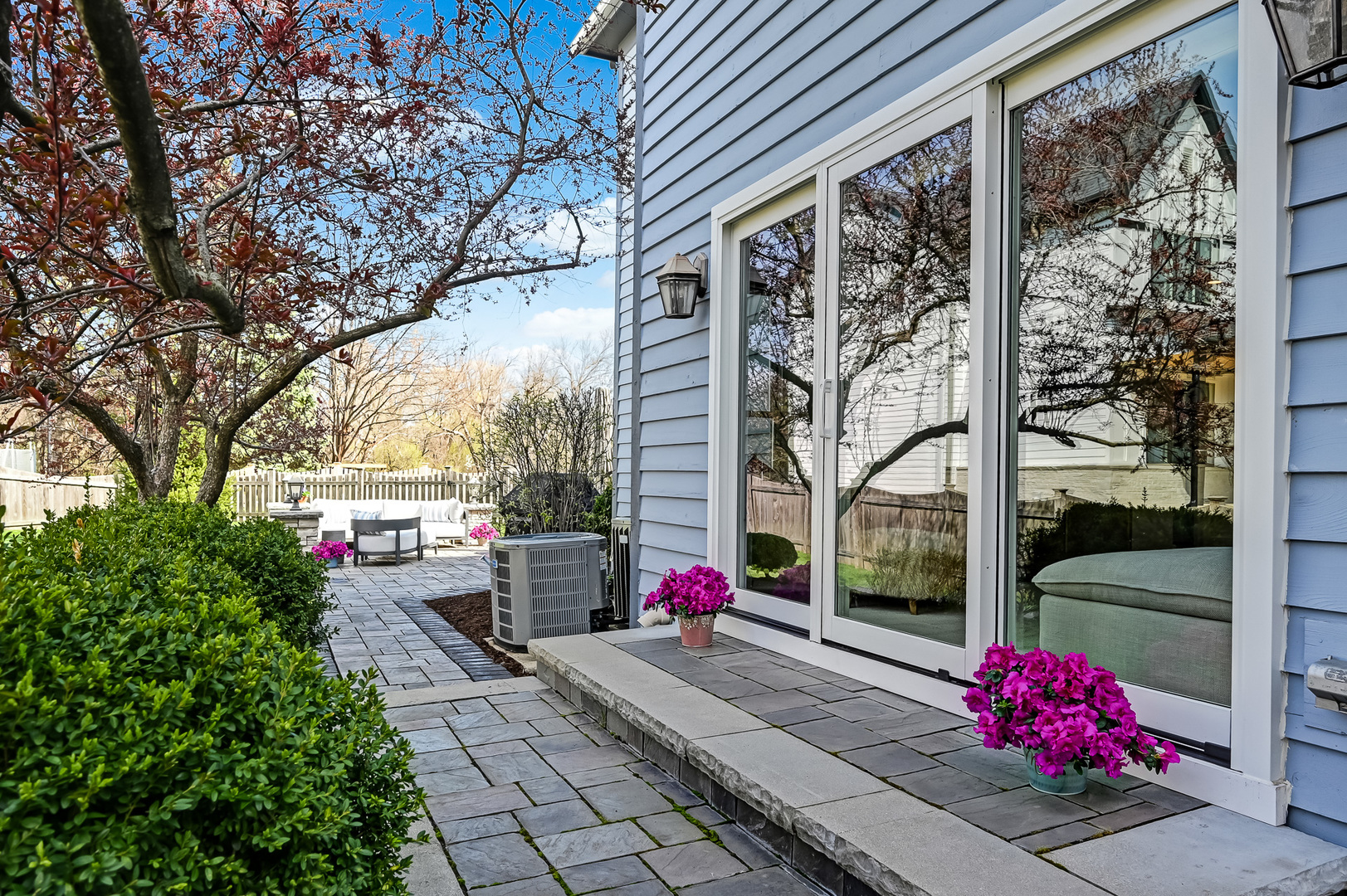 708 Fairfield Court