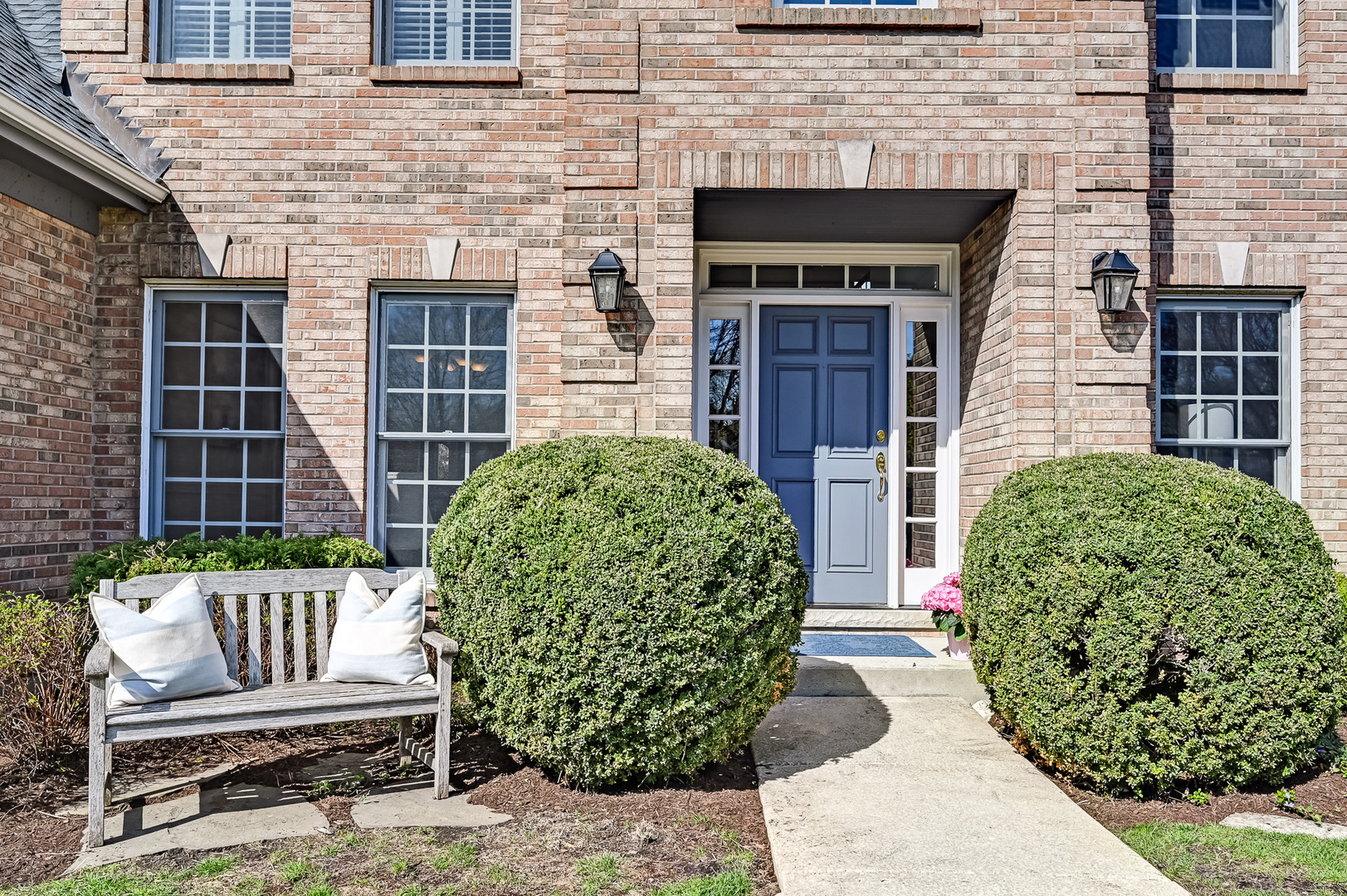 708 Fairfield Court