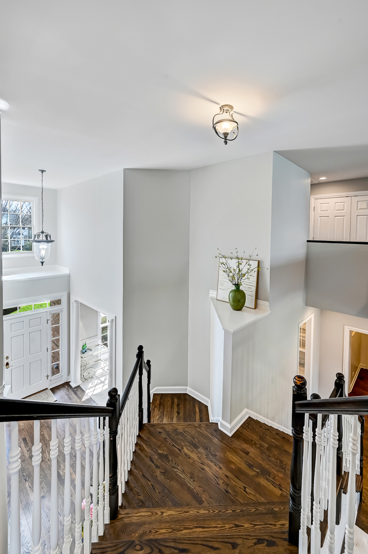 708 Fairfield Court