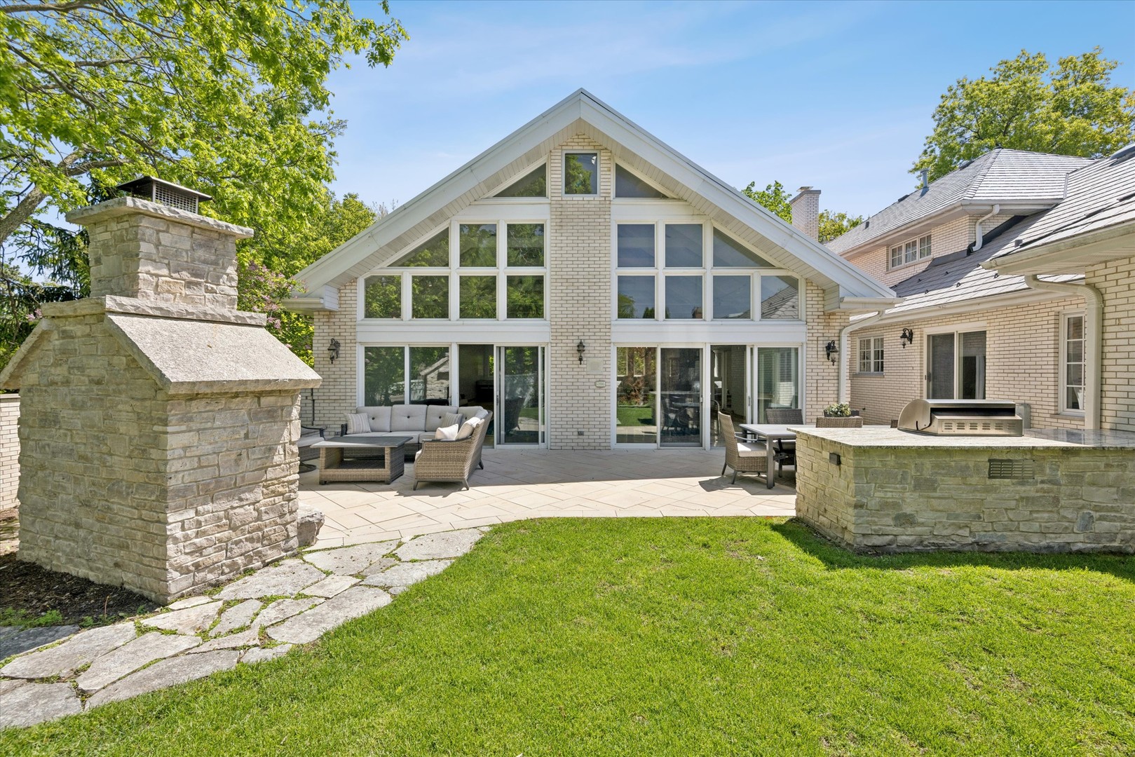 1 Charleston Road