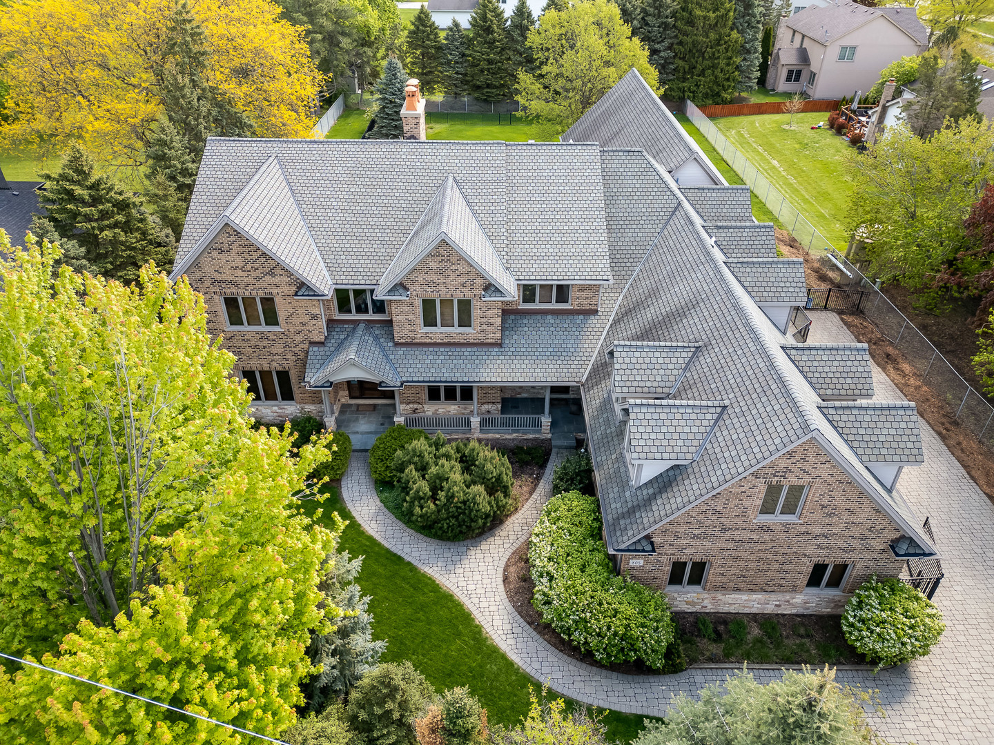 805 N Arlington Heights Road