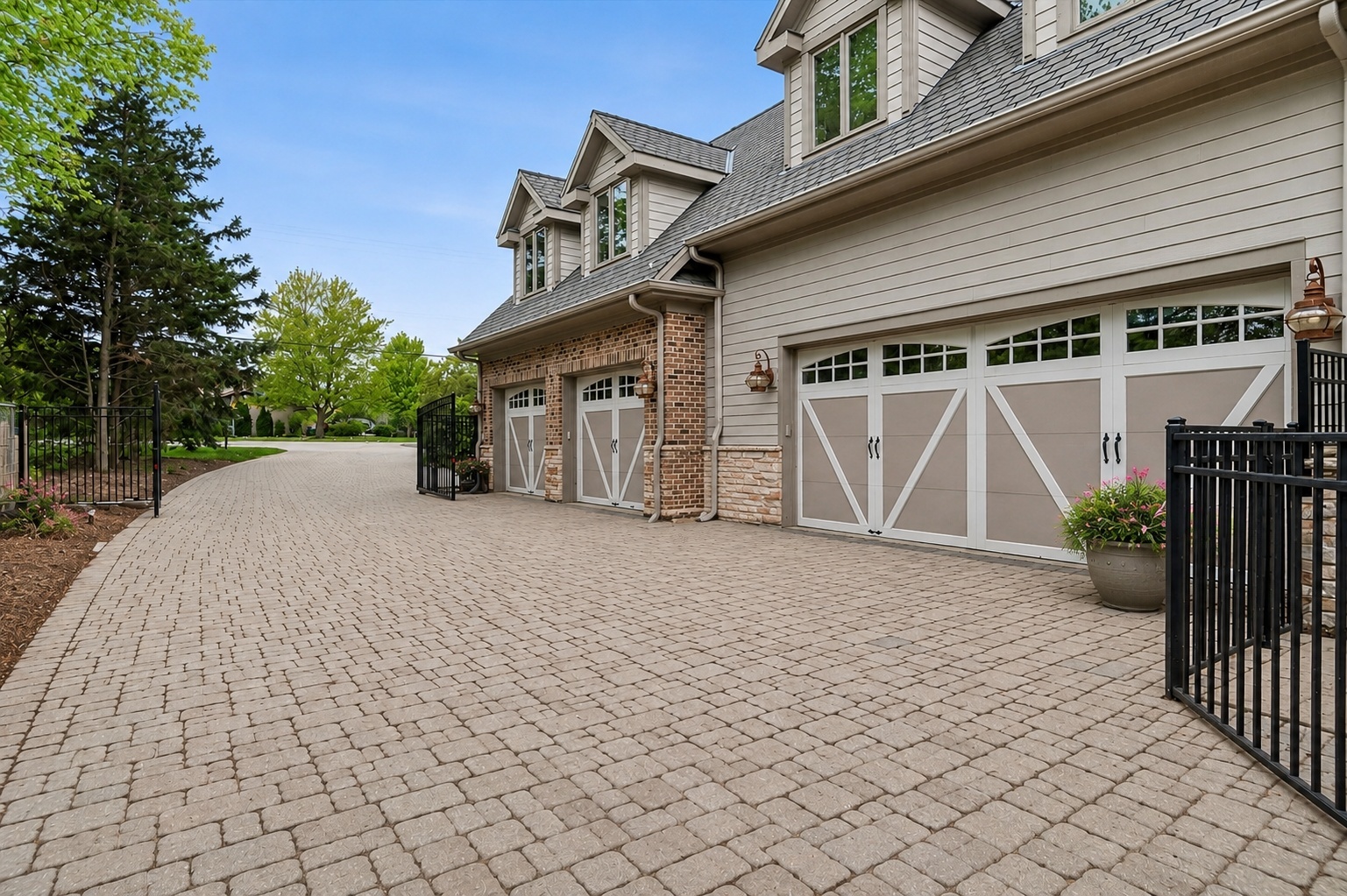 805 N Arlington Heights Road