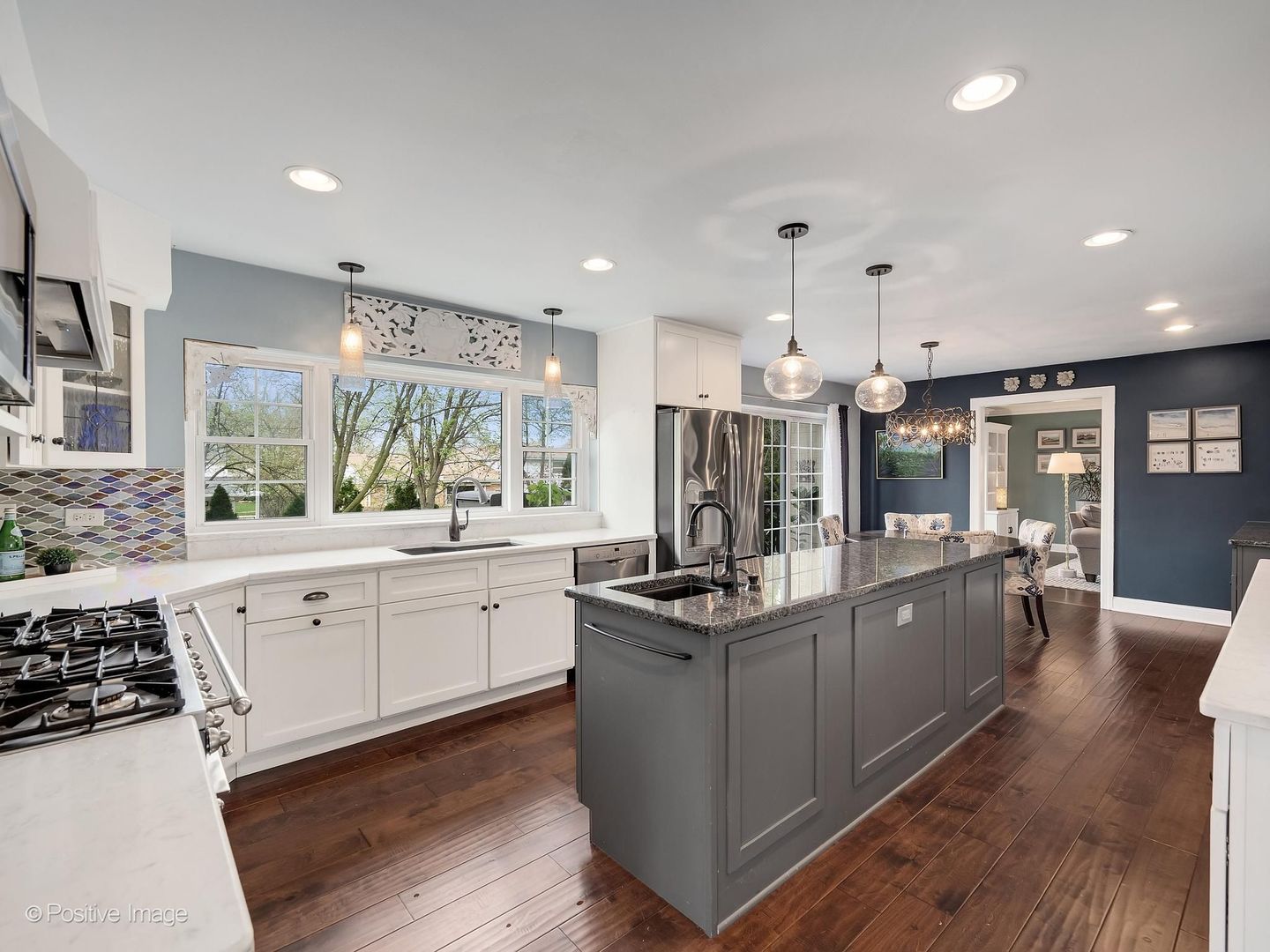 8 Larkspur Lane