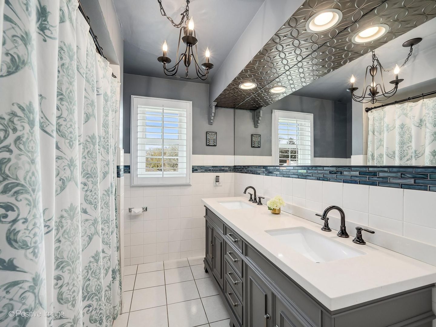 8 Larkspur Lane