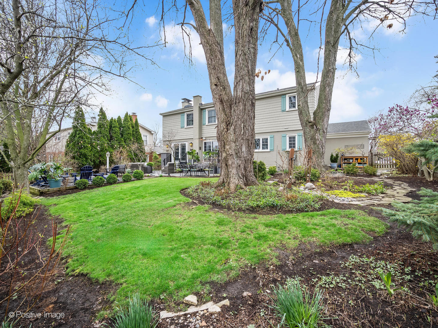 8 Larkspur Lane