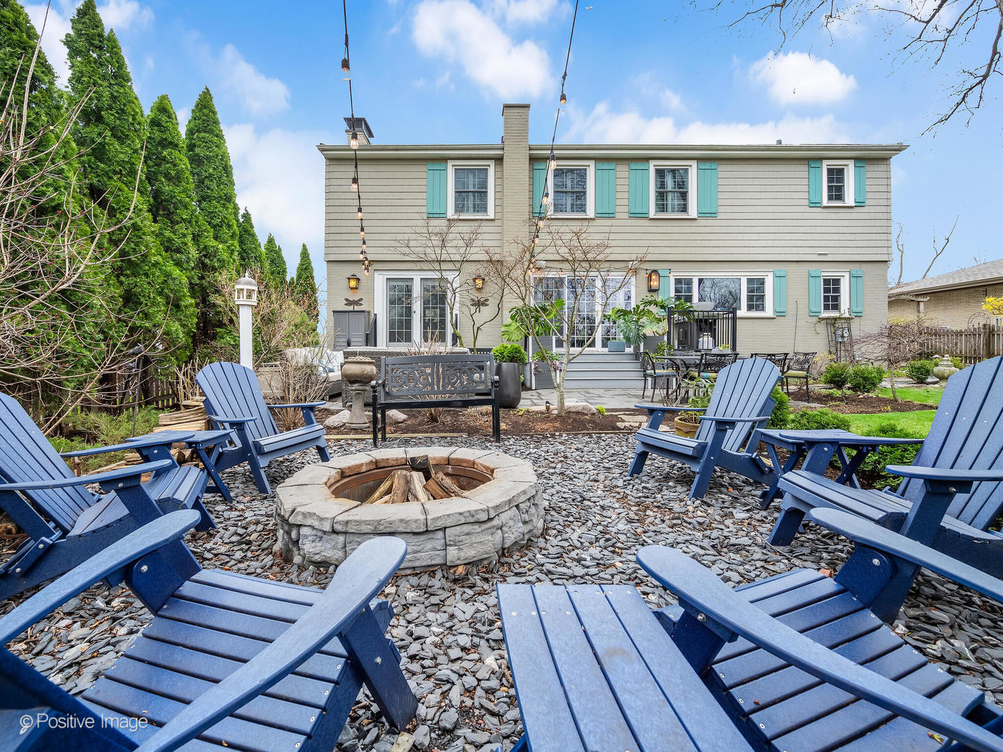 8 Larkspur Lane