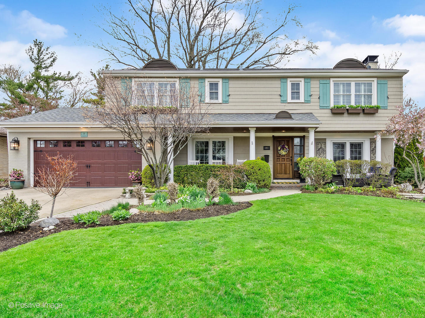 8 Larkspur Lane