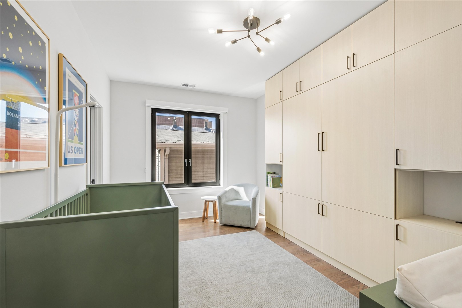 1857 N California Avenue Unit: 2