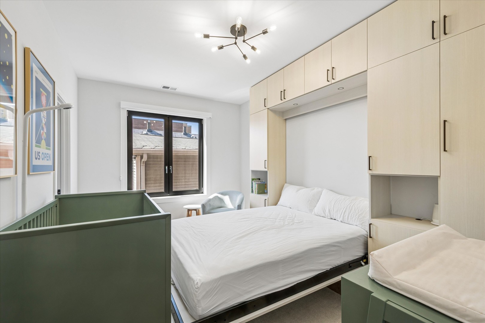 1857 N California Avenue Unit: 2