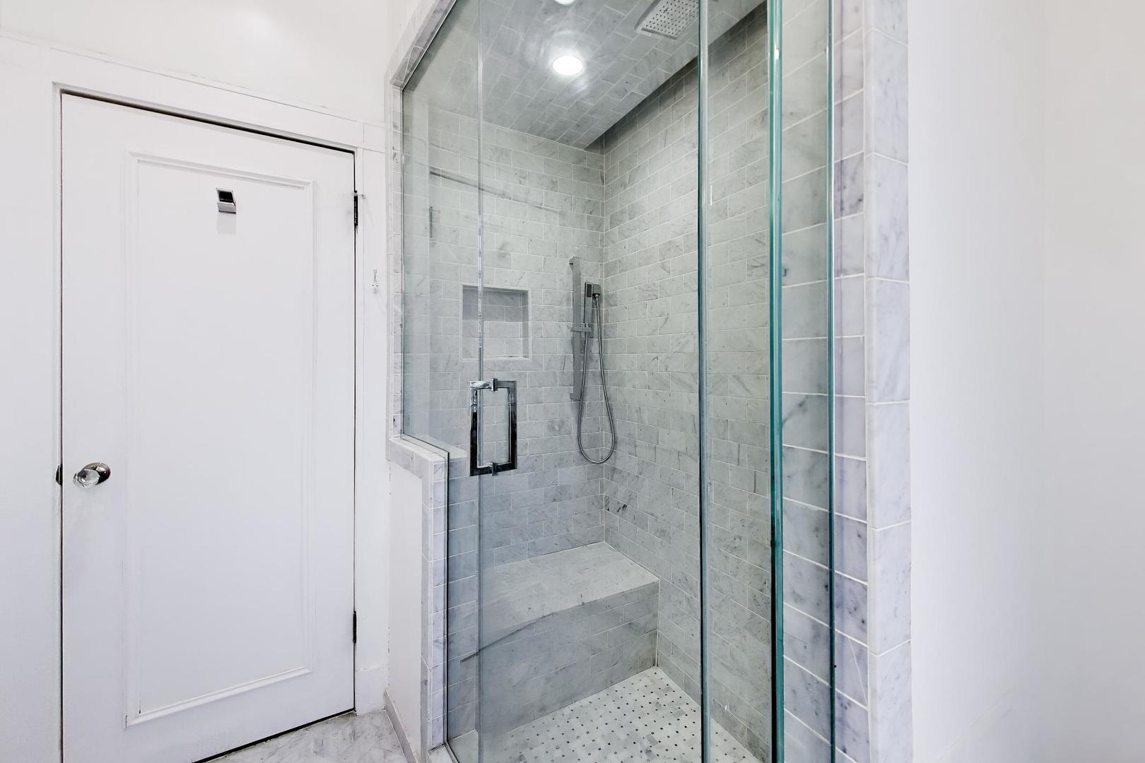 825 E Drexel Square Unit: 2