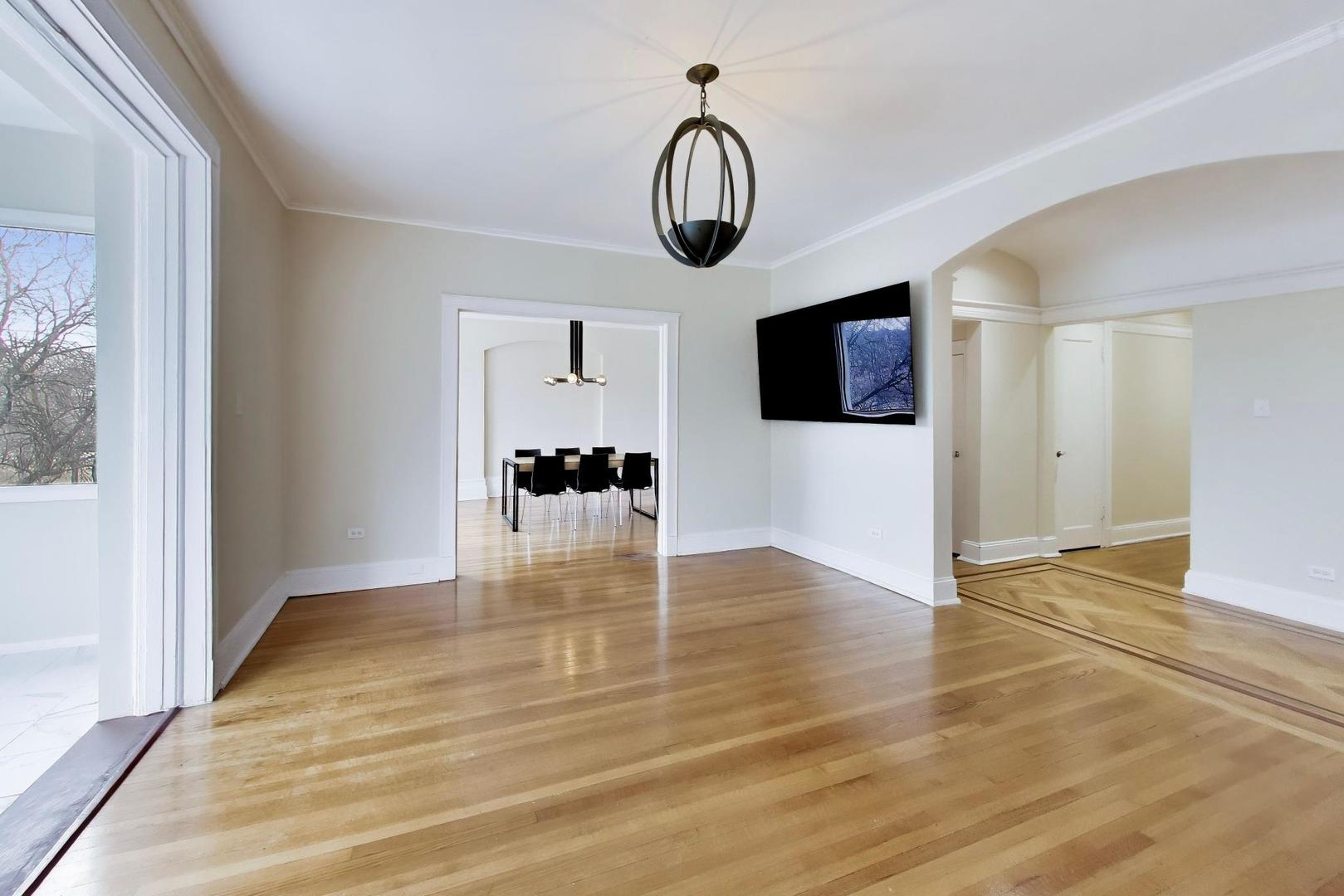 825 E Drexel Square Unit: 2