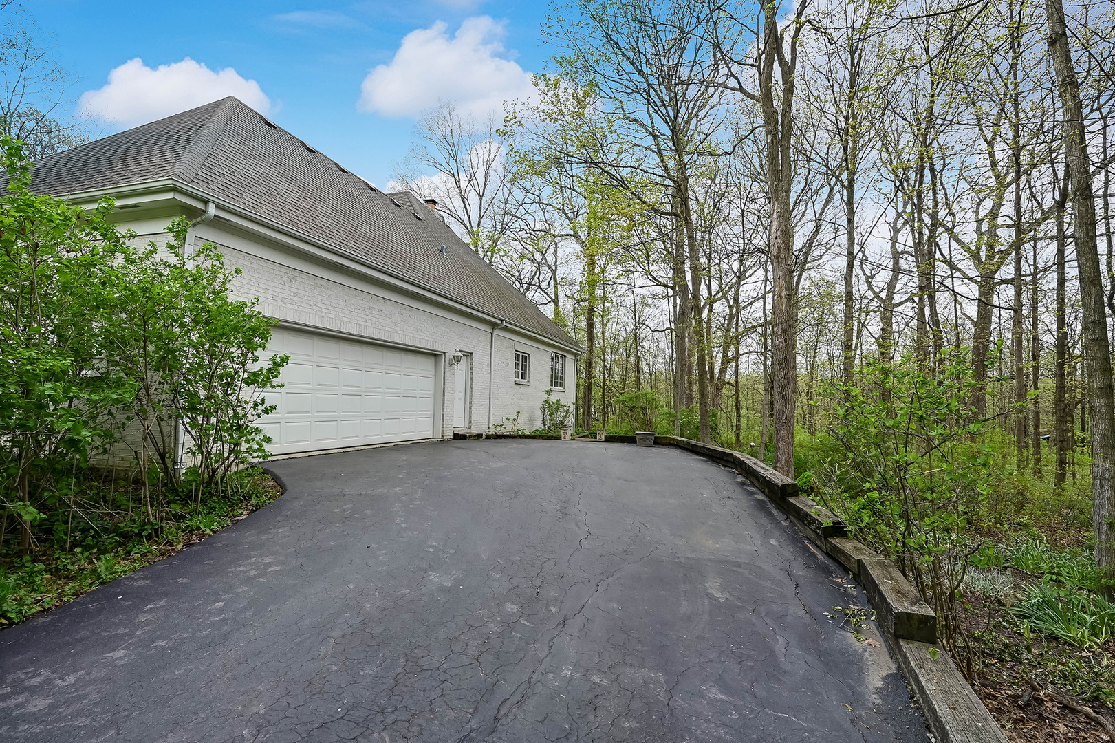812 Stratford Court