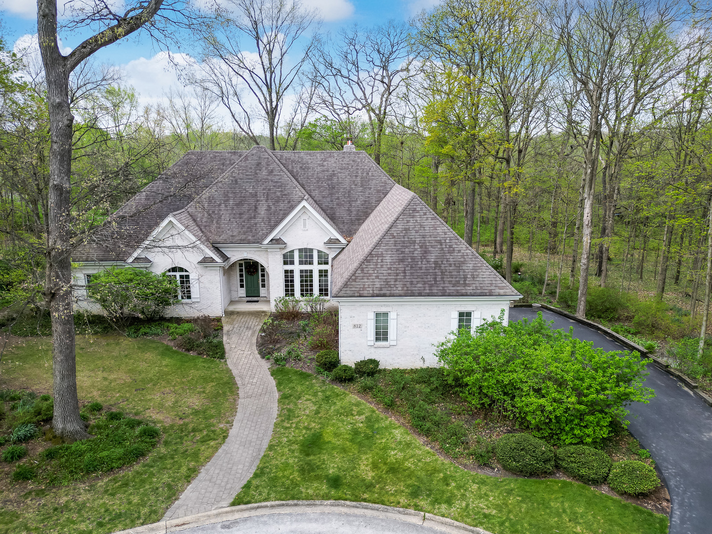 812 Stratford Court