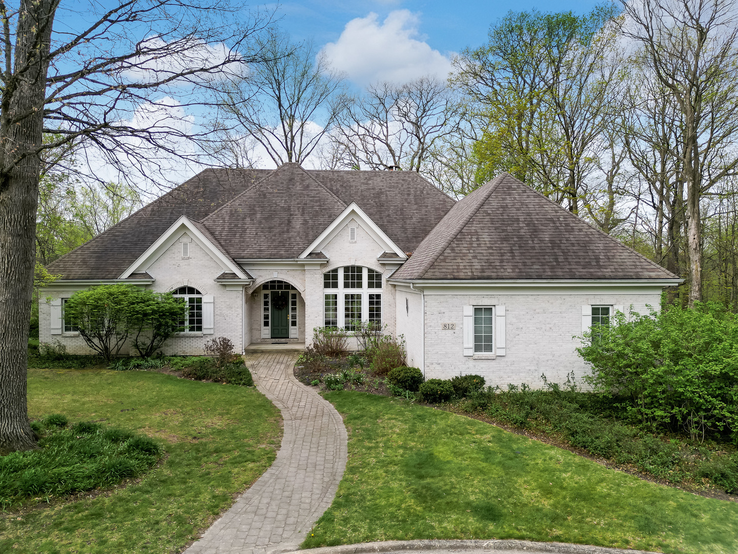 812 Stratford Court