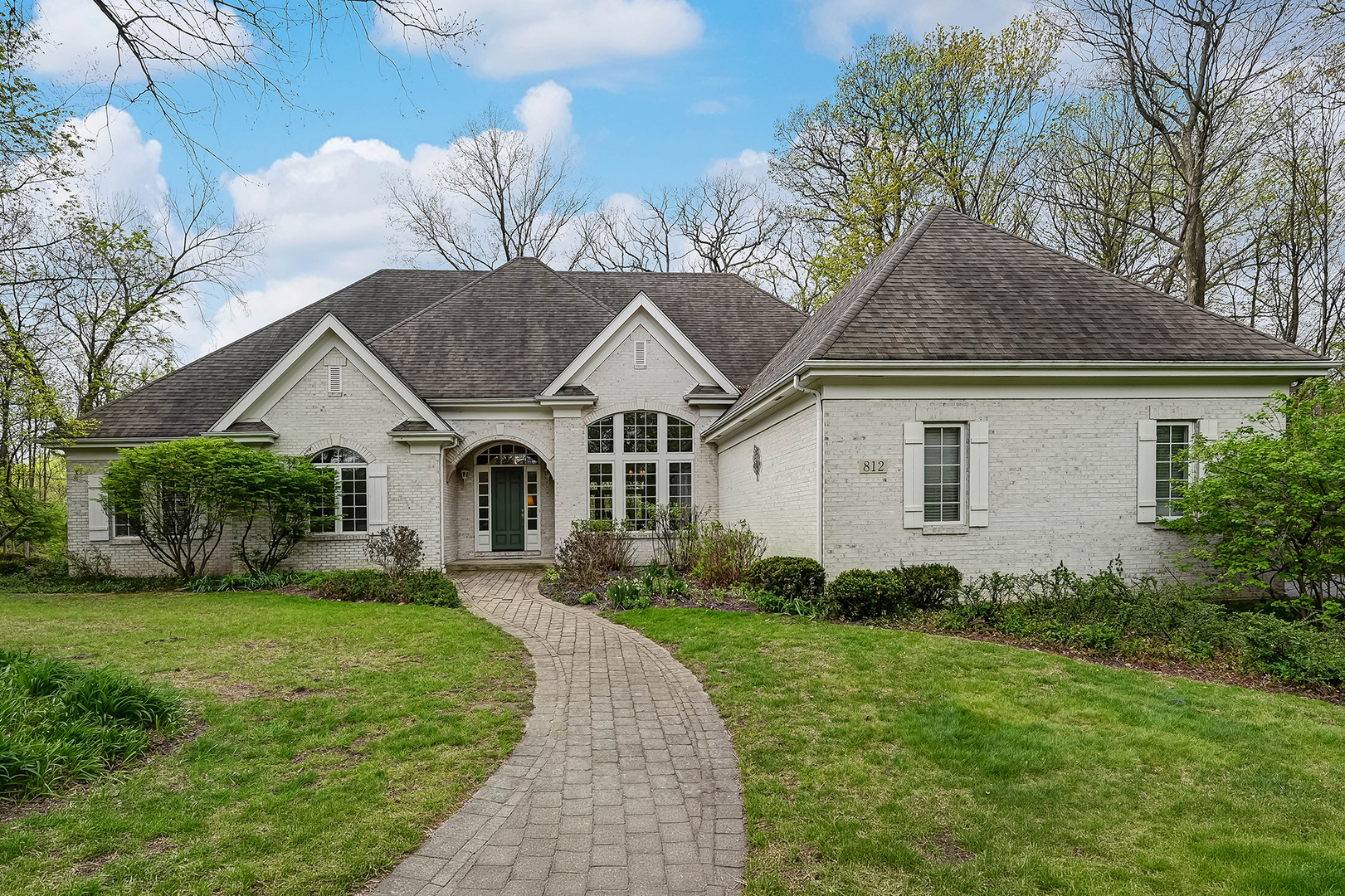 812 Stratford Court