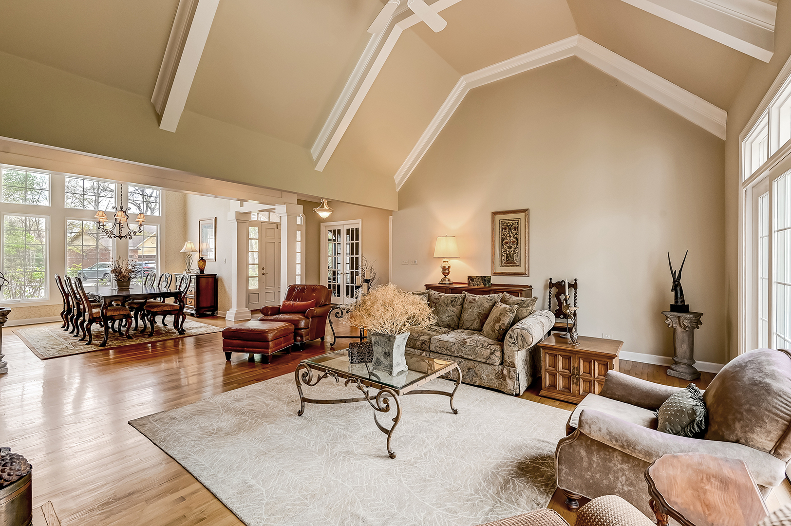 812 Stratford Court