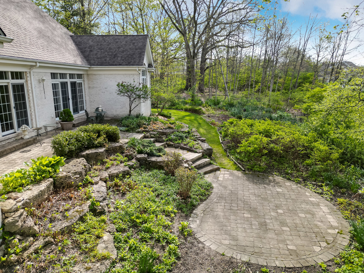 812 Stratford Court