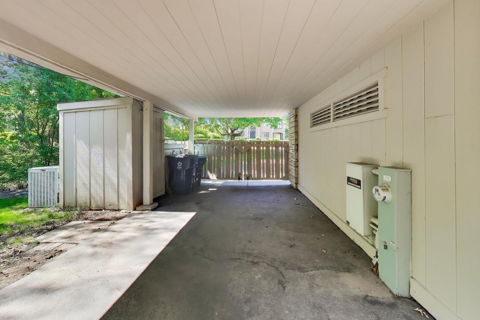 708 WOODLAND Avenue
