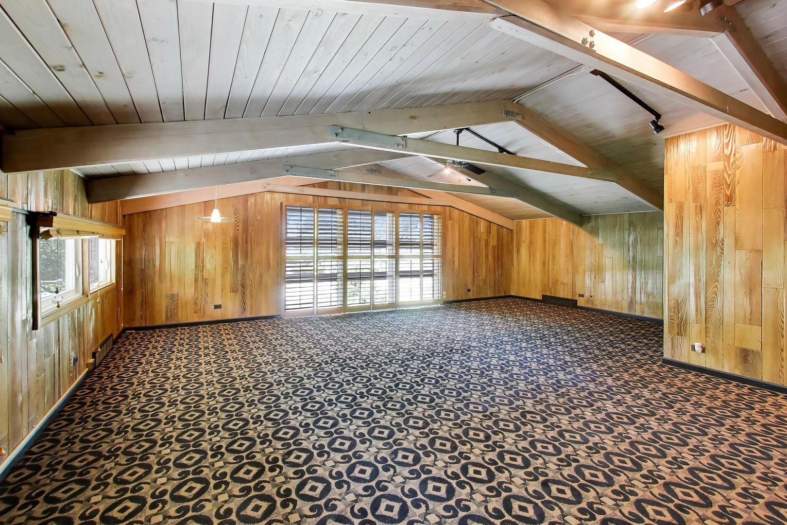 708 WOODLAND Avenue