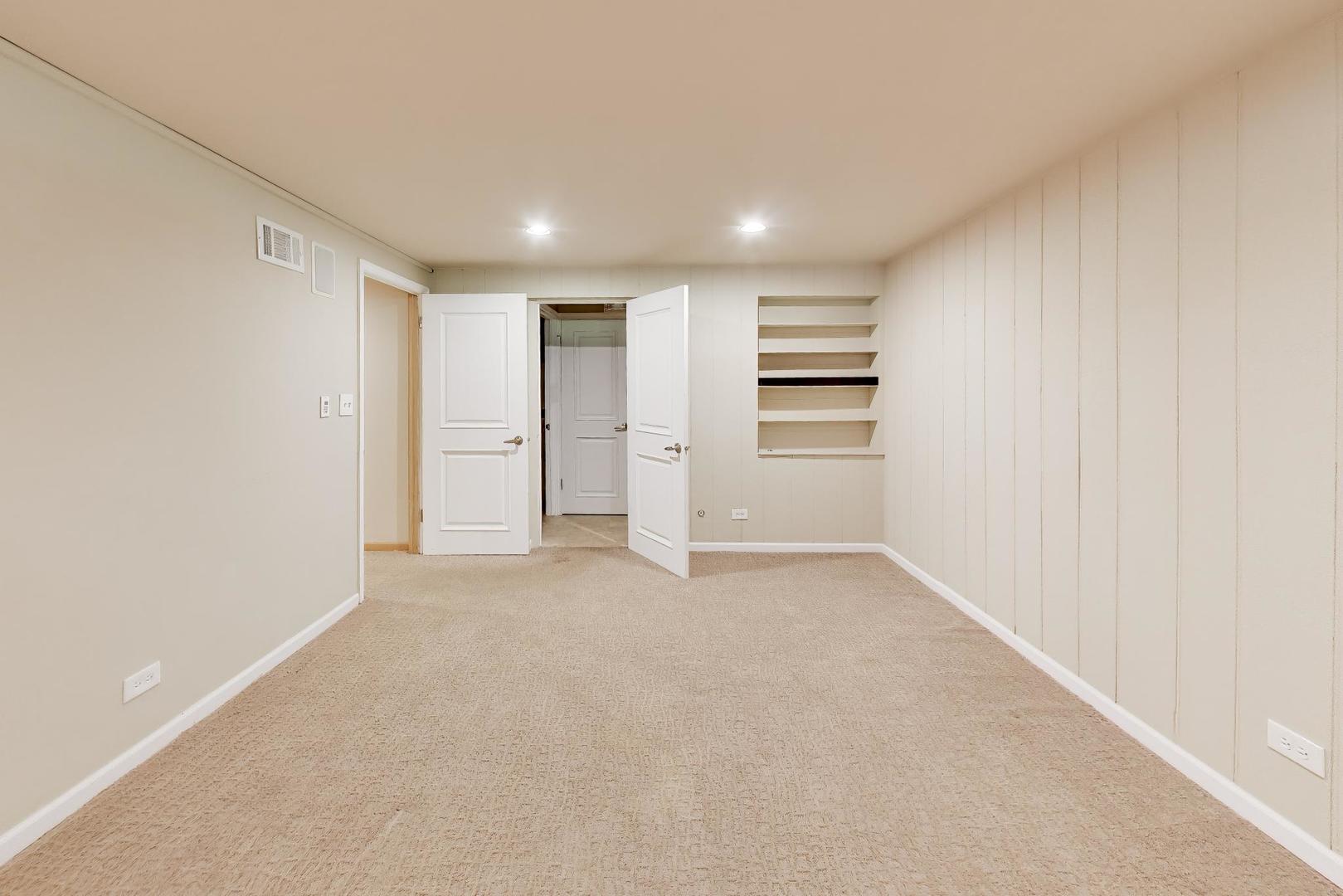 708 WOODLAND Avenue
