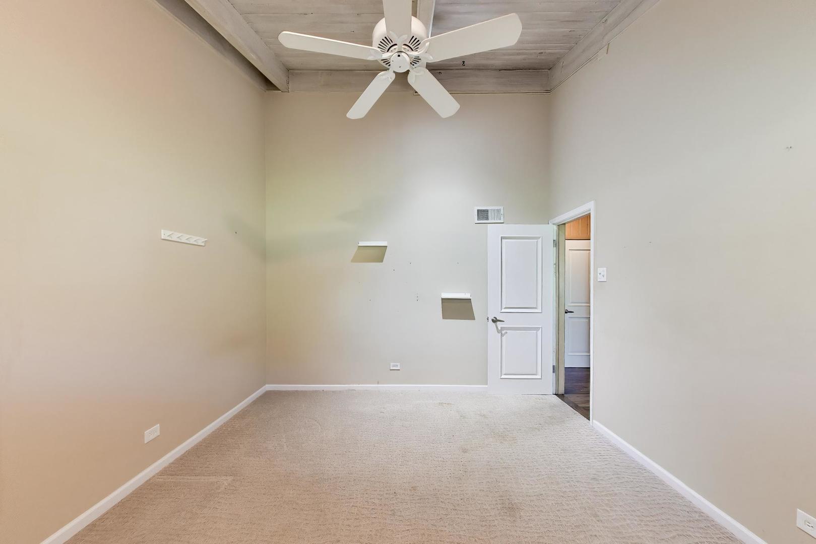 708 WOODLAND Avenue