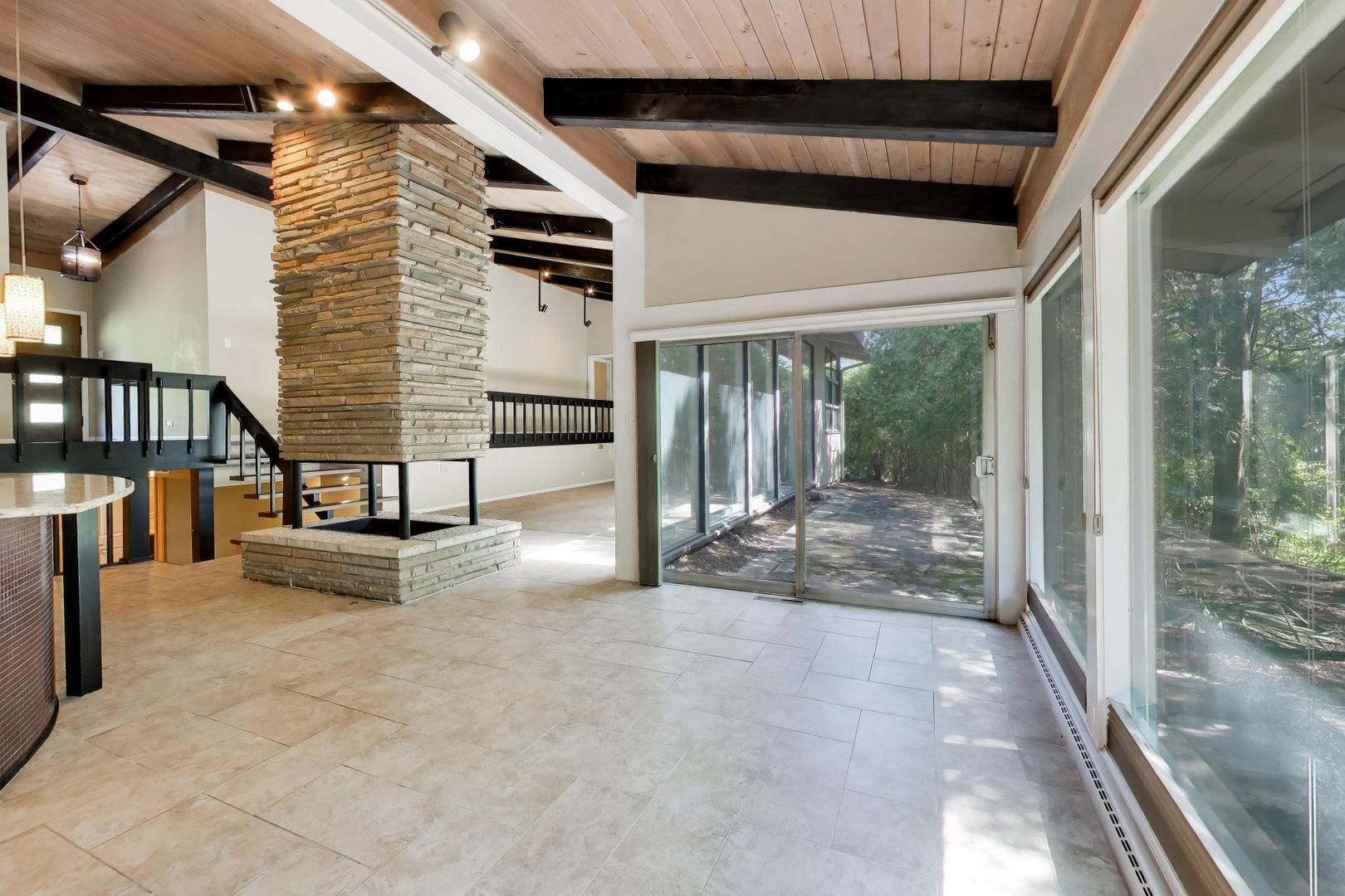 708 WOODLAND Avenue
