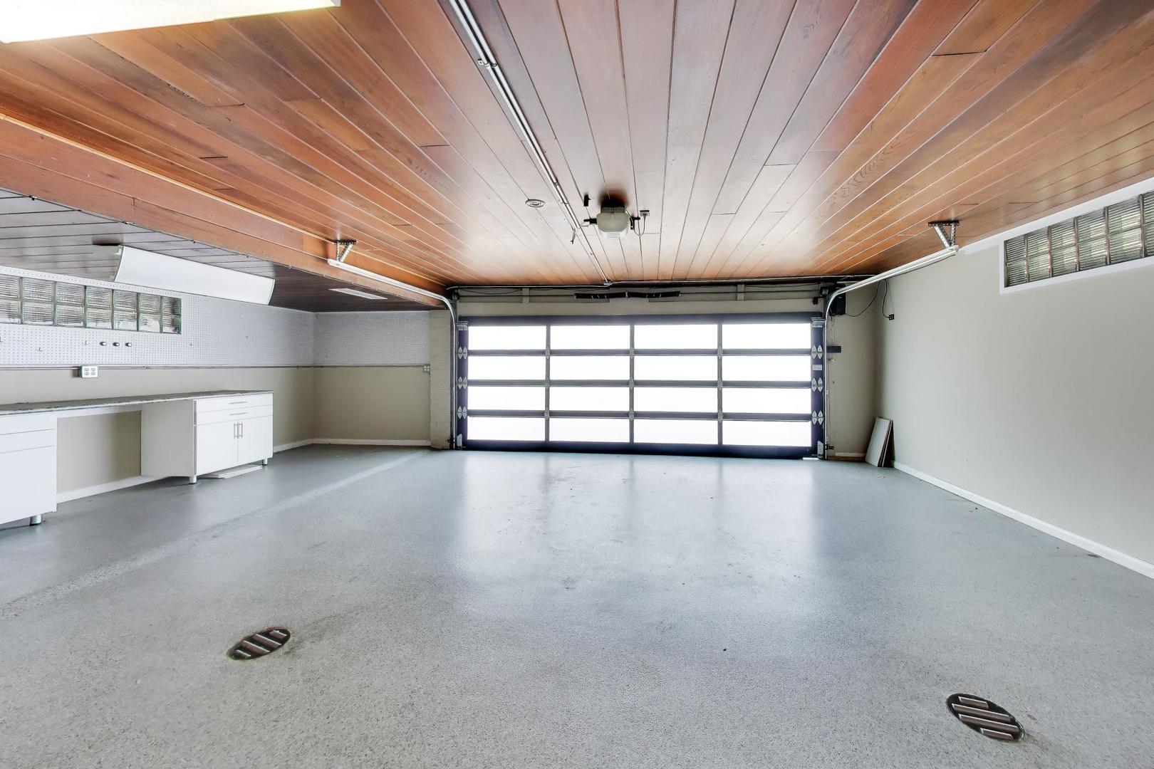 708 WOODLAND Avenue