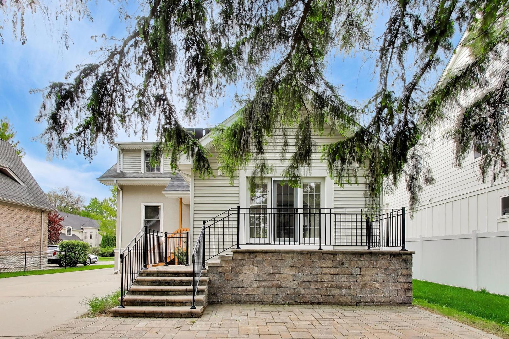 171 E Cayuga Avenue