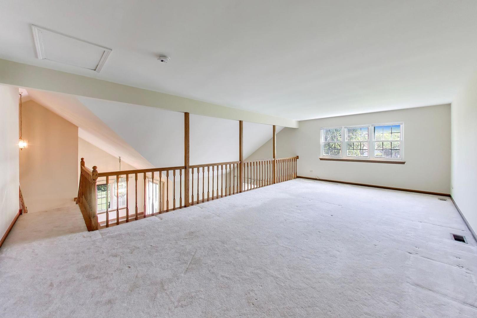 21040 W Hazelnut Lane
